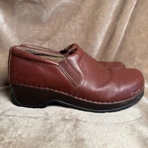 Klogs USA Leather Slip On Clogs Women's 7M Brown Good Slip Resistant Maxum